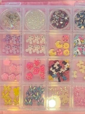 Nail Art Decoration Kit - Pink Mixed Charms